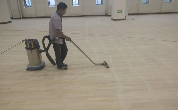 楓樺木籃球場實木地板怎么維修？